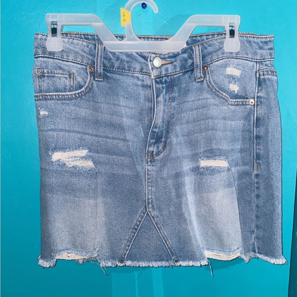 Cute ripped skirt